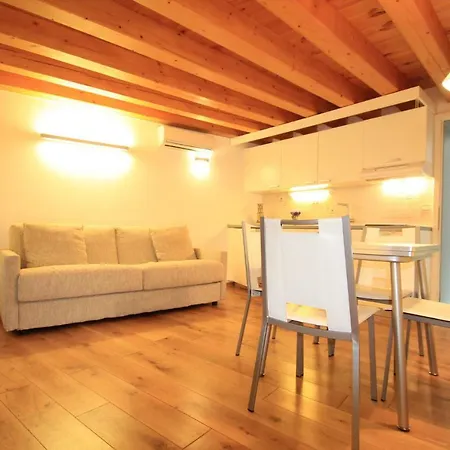 Apartment Design Cres